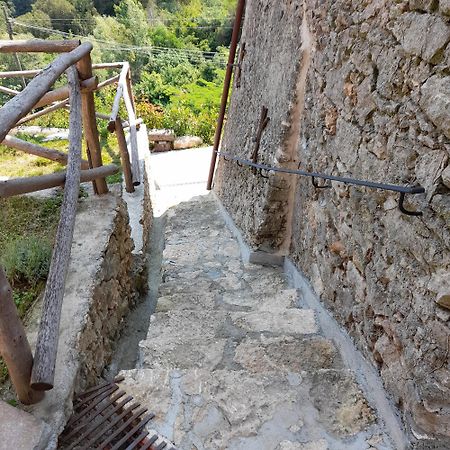 Ca Di Pippo "Tasso" Appartamento Ristrutturato اوركو فيغلينو المظهر الخارجي الصورة
